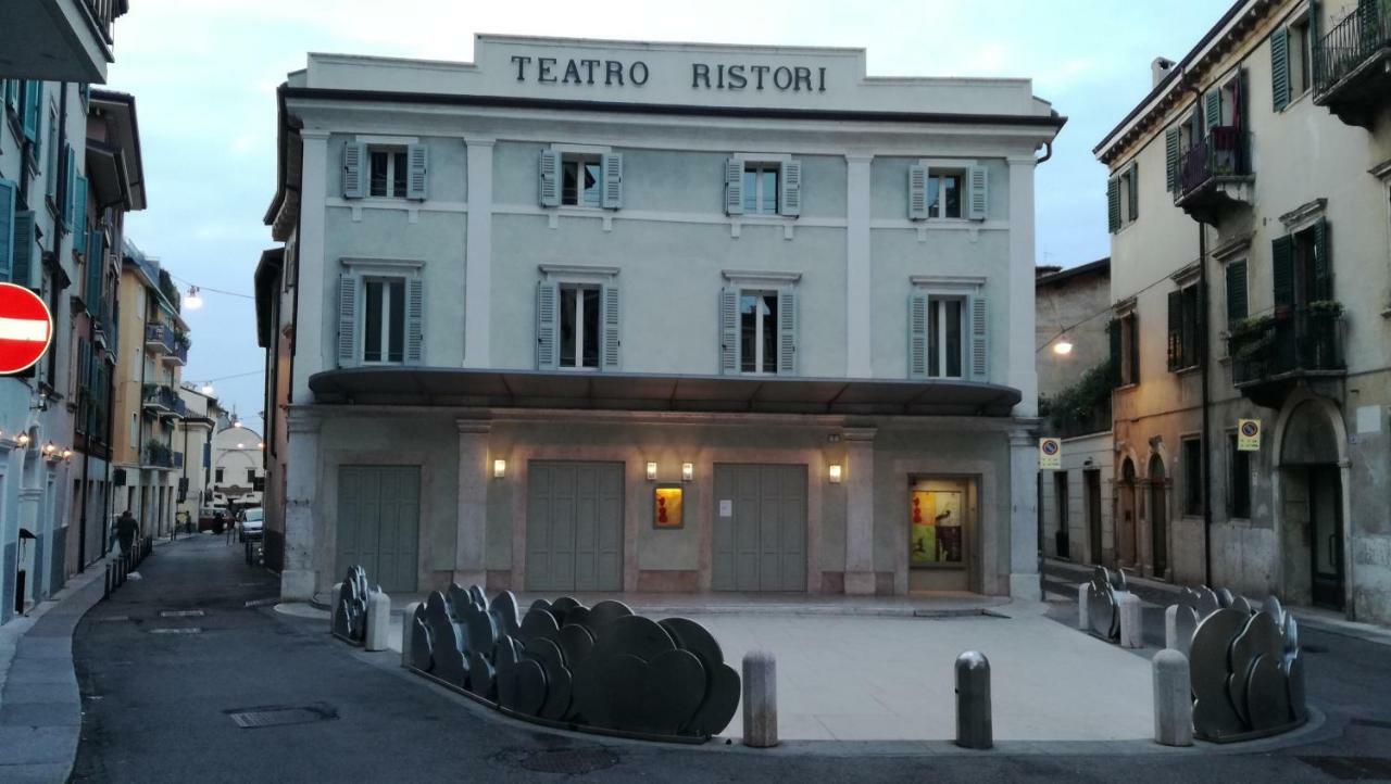 Verona Relais + Private Parking Exterior foto